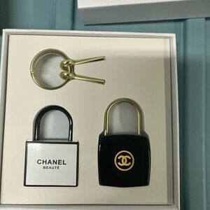 CHANEL La Collection Set of 2 Locks and Keys